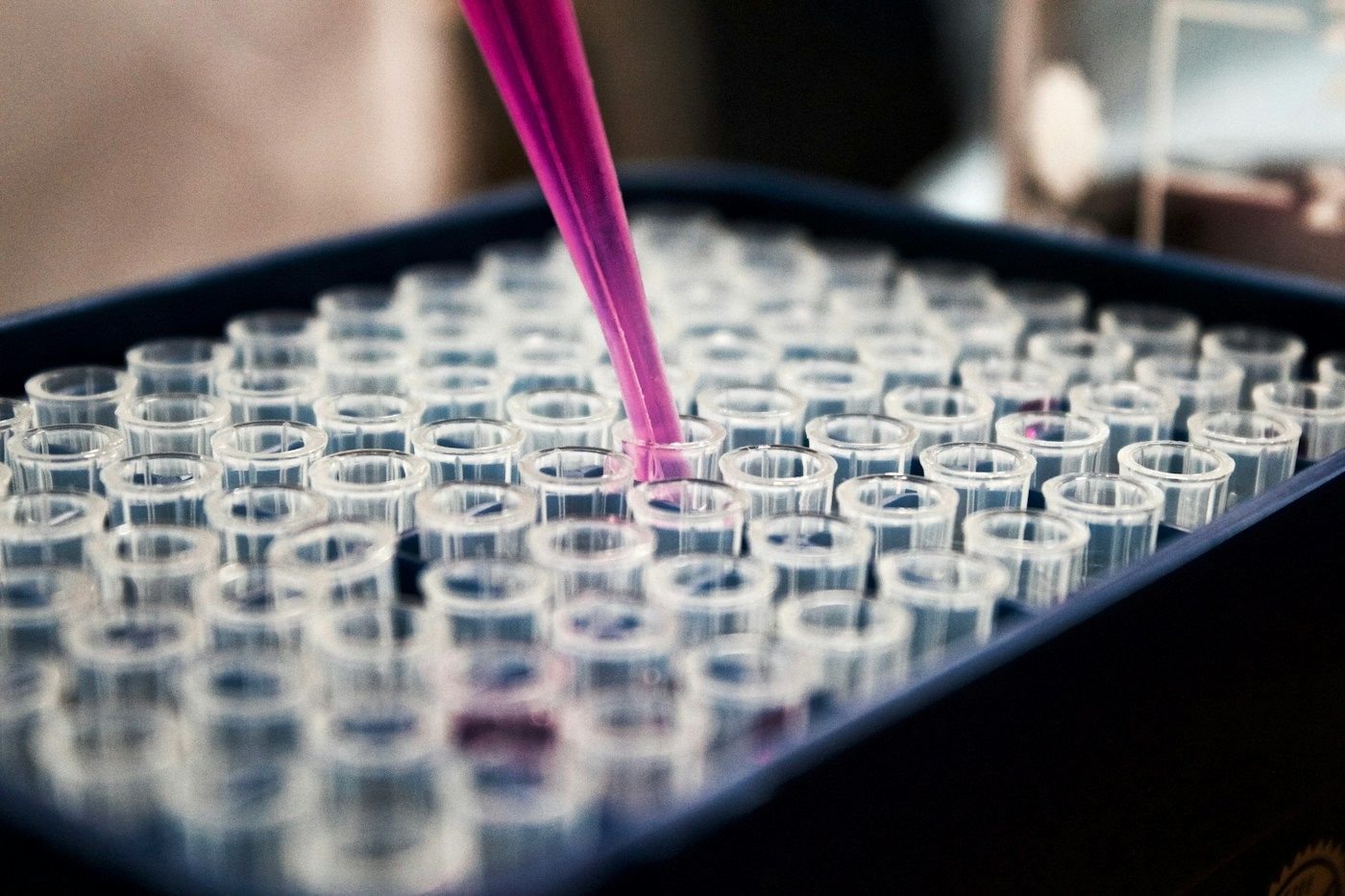 Laboratory research workspace